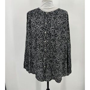 Old Navy Women’s XXL Black And White Floral Top Blouse
